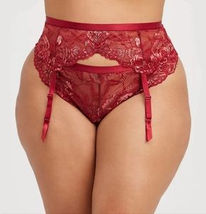 ❤️Red & Gold Lace Garter Belt